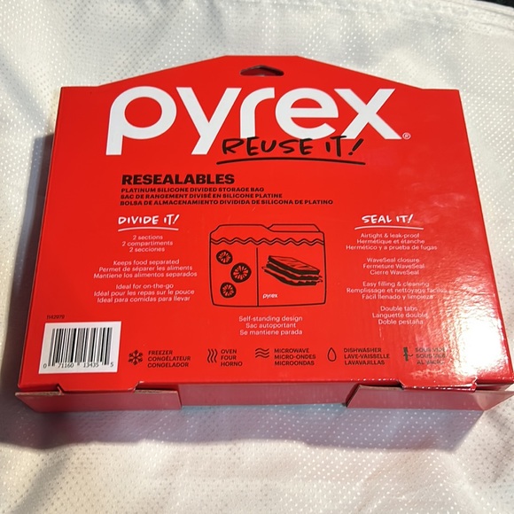Pyrex Resealables Platinum Silicone Divided Storage Bag Microwave & Dishwasher - Picture 2 of 3